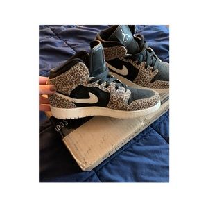 Nike Cheetah Air Jordan 1’s size 7 Youth
